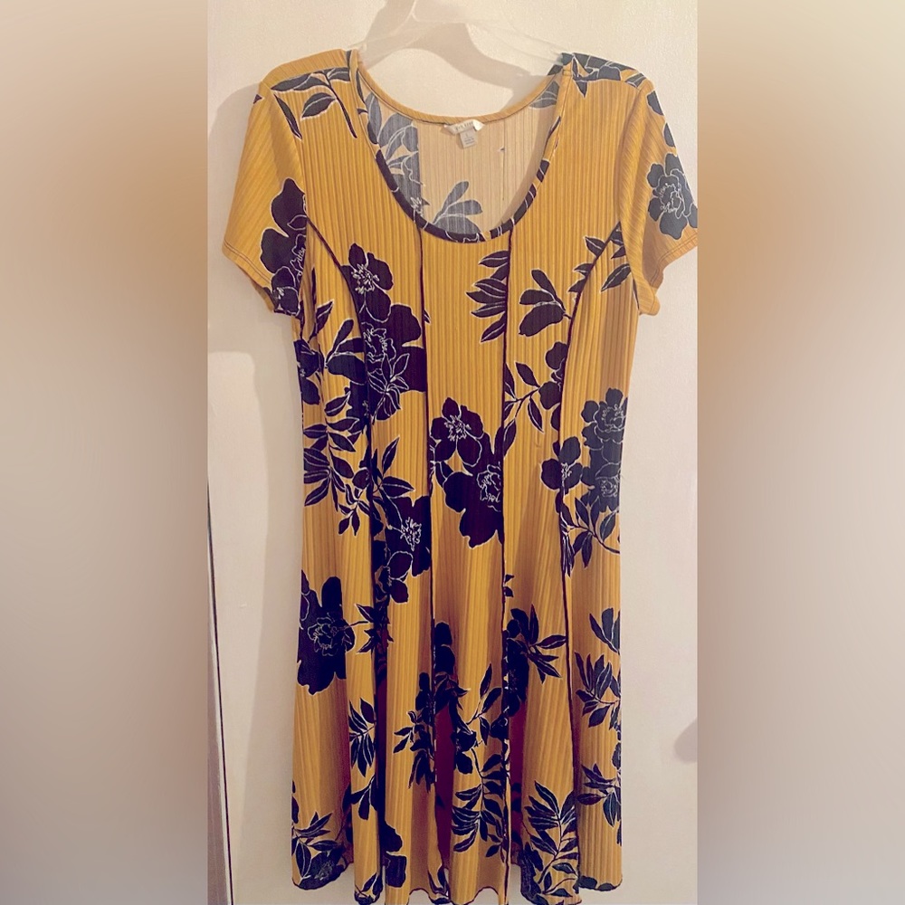 Size: Large EST. 1946 Dress  Marigold Yellow/Black/White